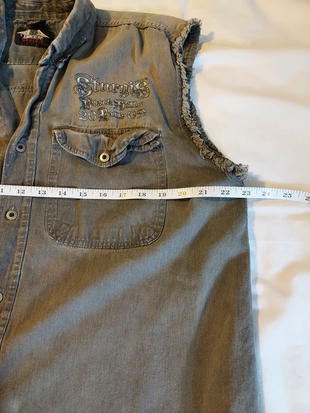 VINTAGE 2009 Sturgis Black Hills Rally Sleeveless Denim Biker Shirt